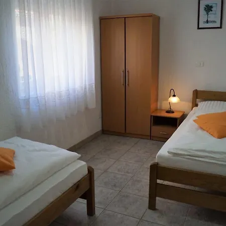 Apartman Valkane Póla